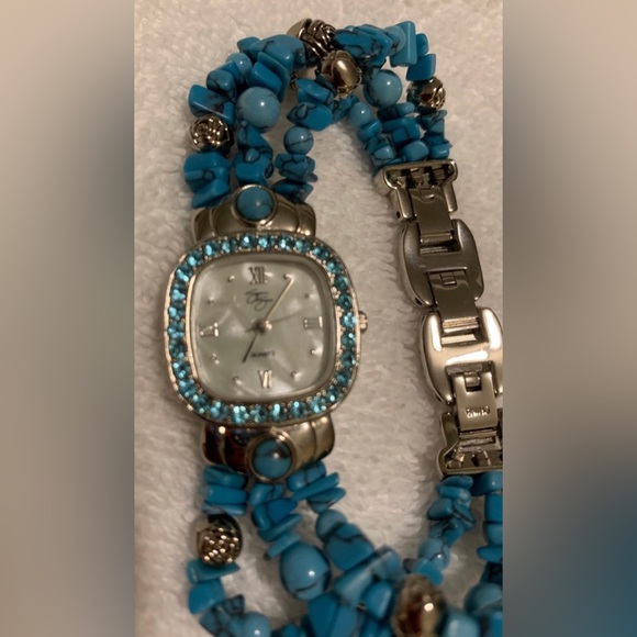 #J921 - VTG Suzanne Somers Turquoise, Aqua Crystals & Silver-tone Ladies Watch - Picture 6 of 13